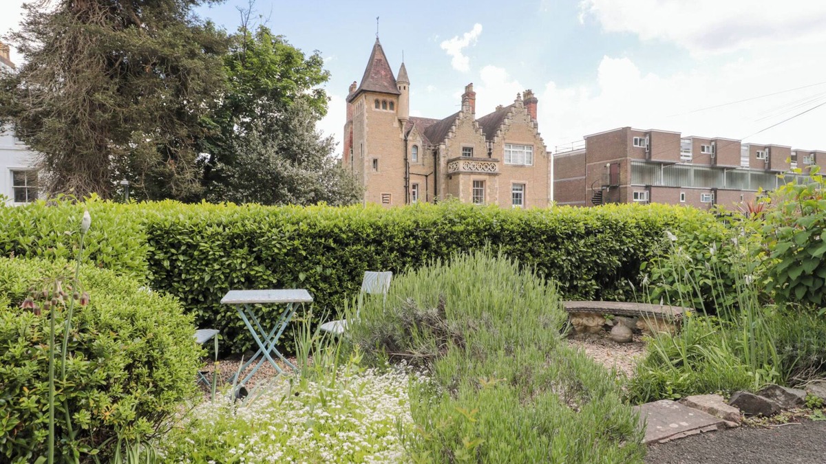 Malvern Cottage | The Escape