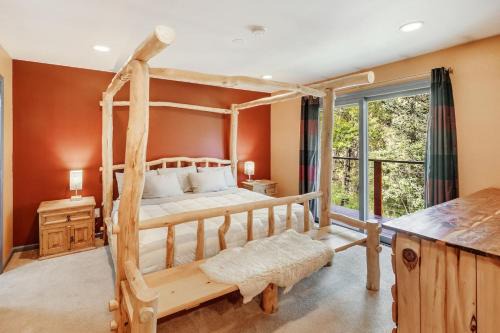 Morrison House | The Evergreen Oasis I Red Rocks I Morrison