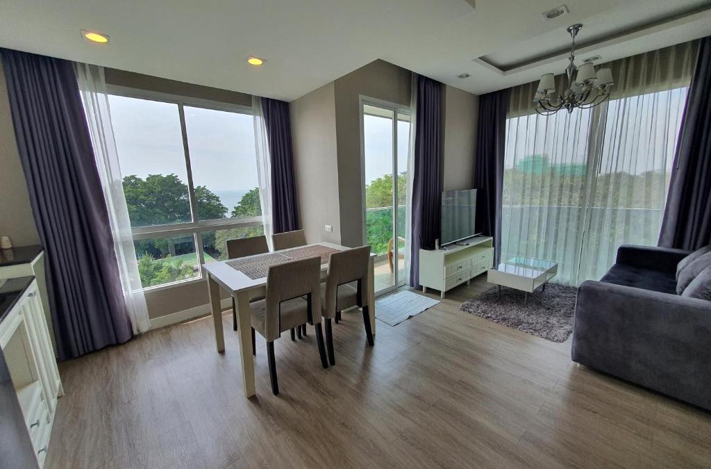 Saen Suk Apartment | The Exclusive @WON Beach Suite & Toproof Pool