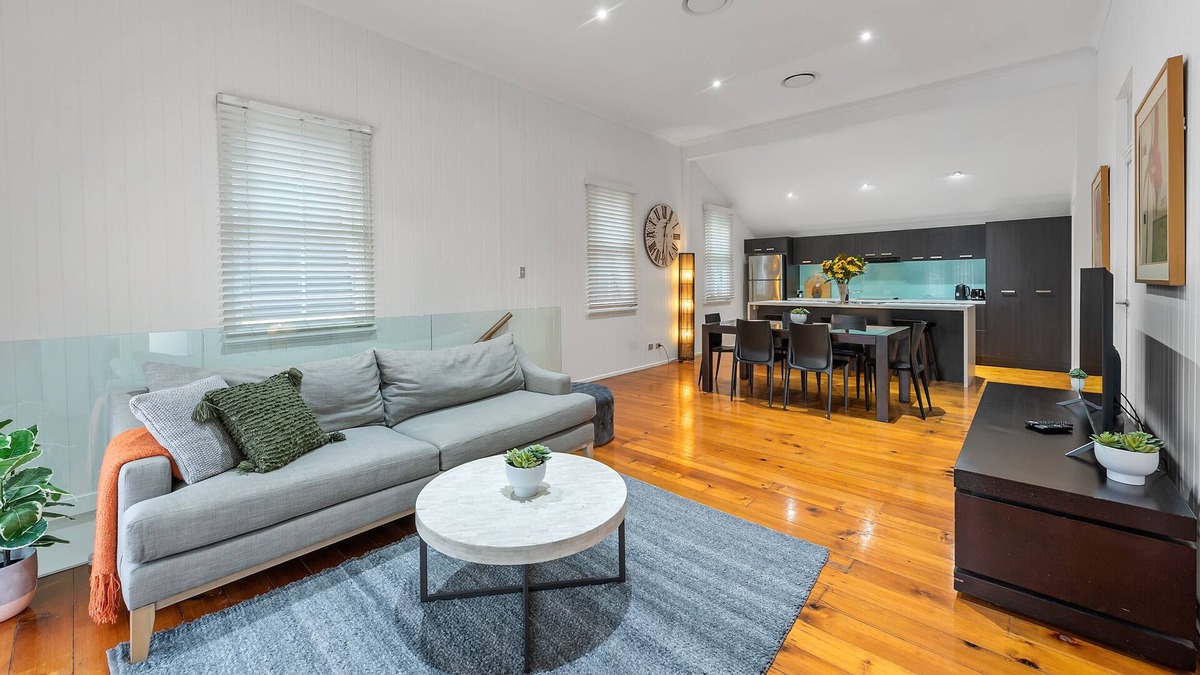Newstead House | The Executive Family Home with City Views ~ Teneriffe