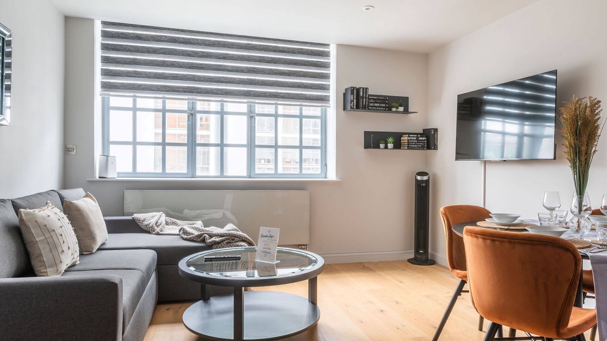 Clerkenwell Apartment | The Eyre Suite Six - Farringdon - by Frankie