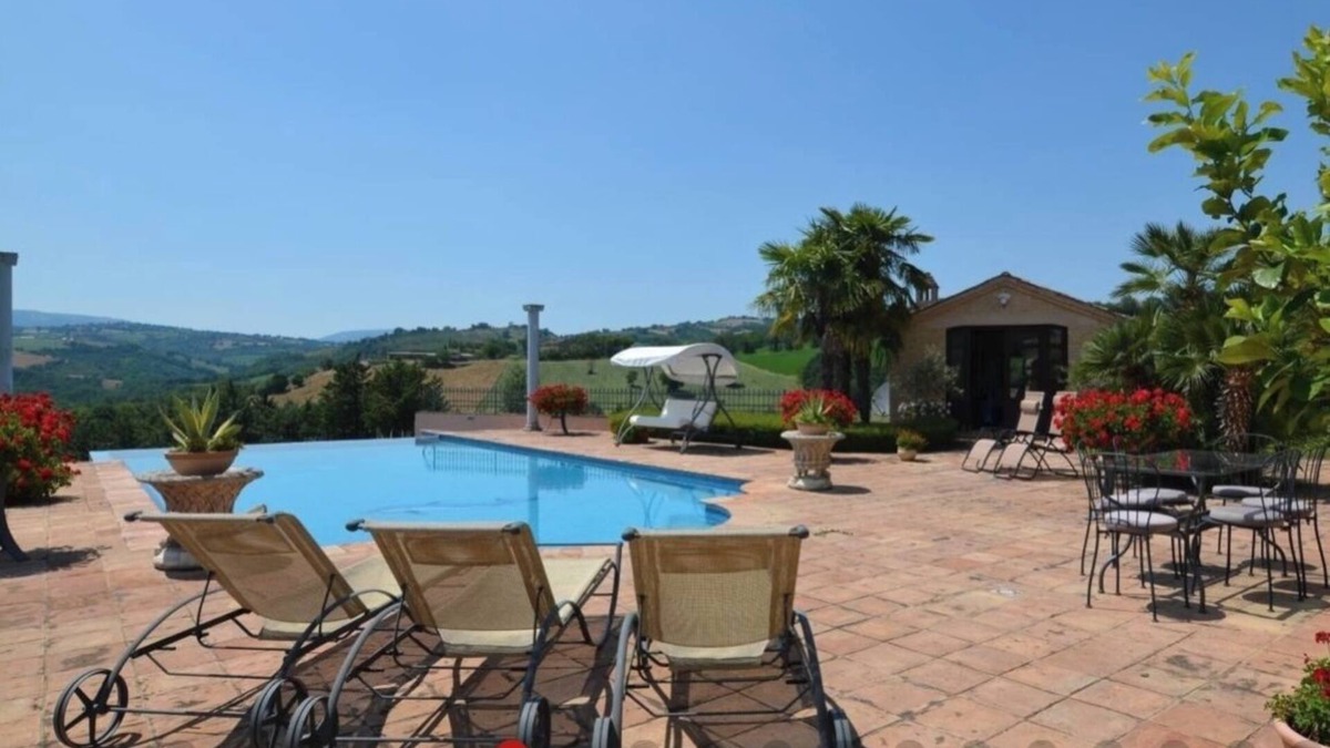 SantʼAngelo in Pontano Other | The Farmhouse @ Montelandi, sleeps 4, Swimming Pool, Beautiful Gdns,