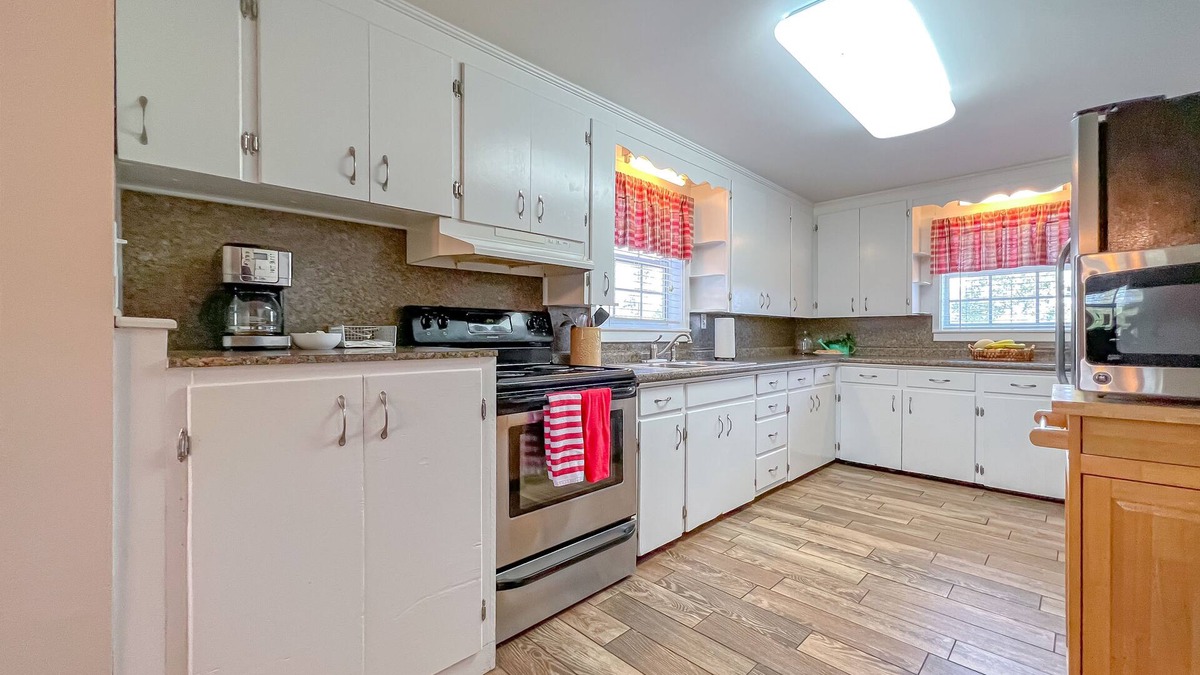 Clarksville Other | The Farm House