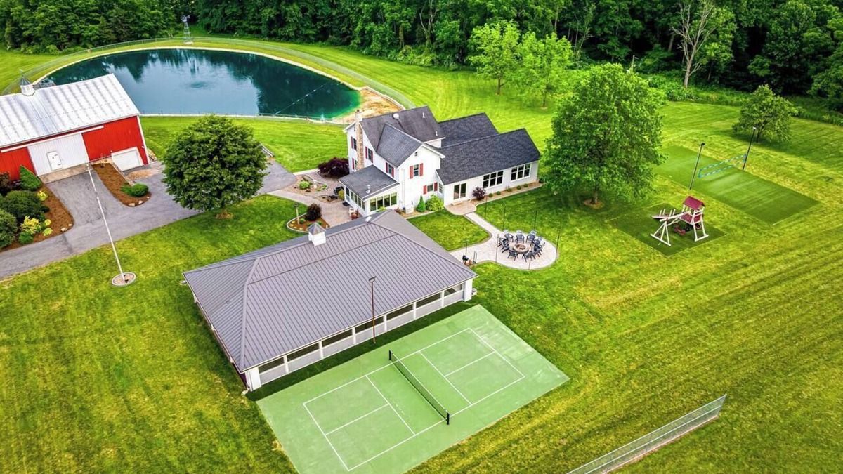 Loysville House | The Farm Retreat