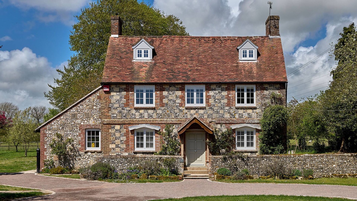 Chichester House | The Farmhouse, Seabeach Farm