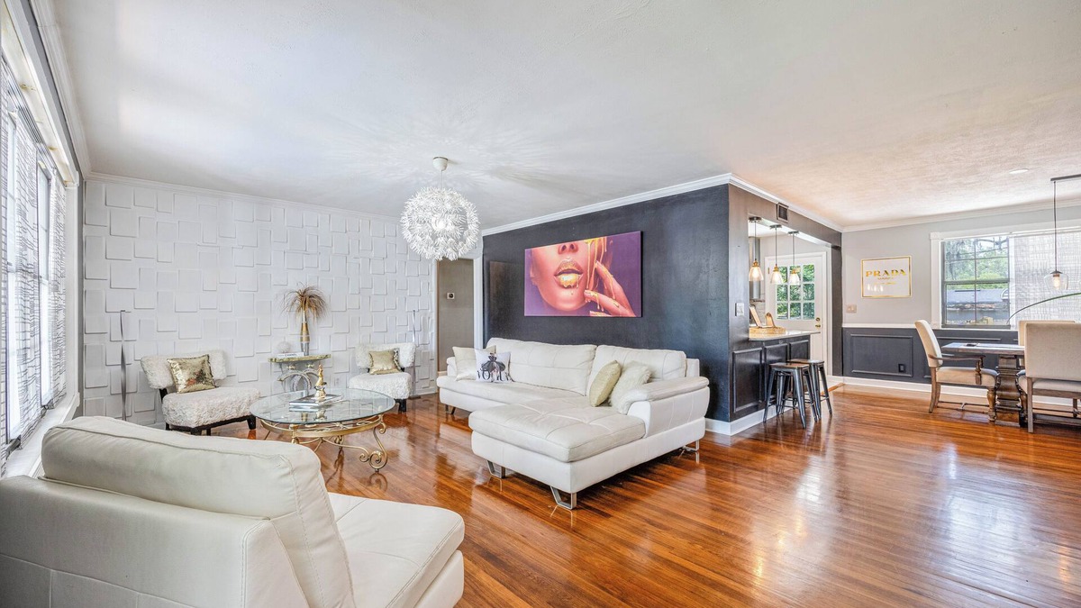 Southside House | The Fashion House by the Epping Forest