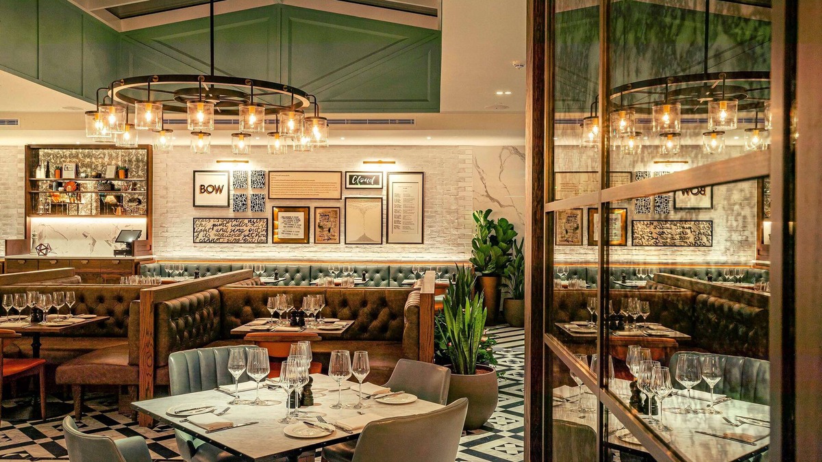 Cambridge Hotel | The Fellows House Cambridge, Curio Collection by Hilton