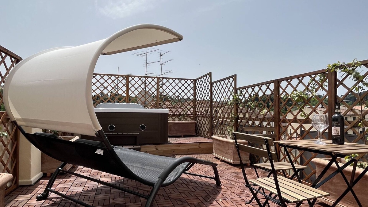 Oltrarno Apartment | The first one - jacuzzi and panoramic view