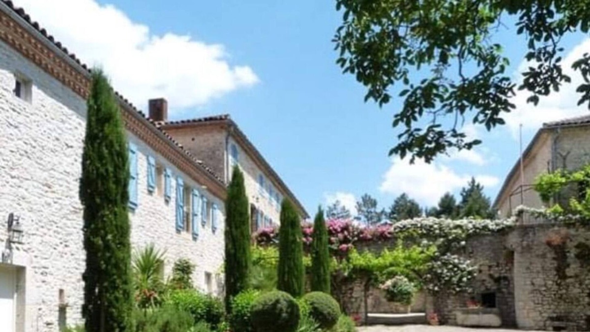 Bruniquel Bed & Breakfast | The Flask of the Lock