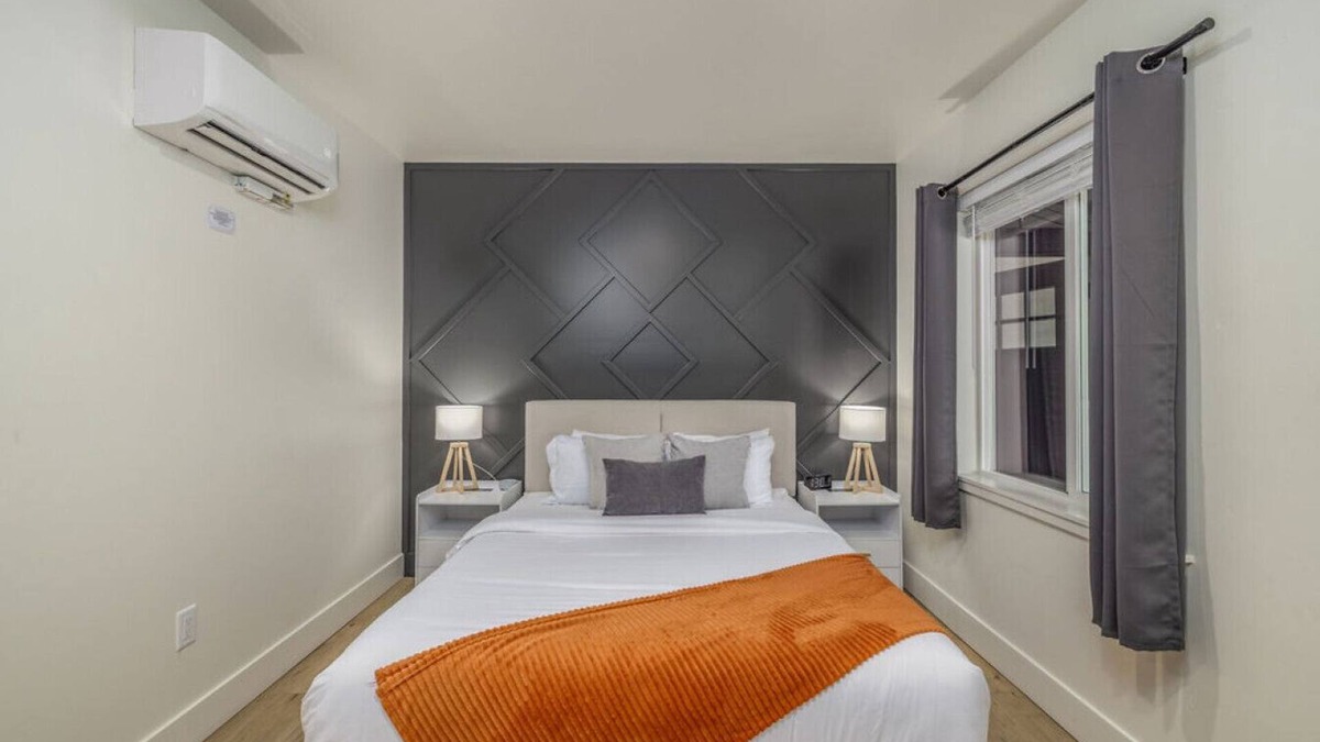 Coeur d'Alene Apartment | The Flats - Suite 7 - Downtown CDA!