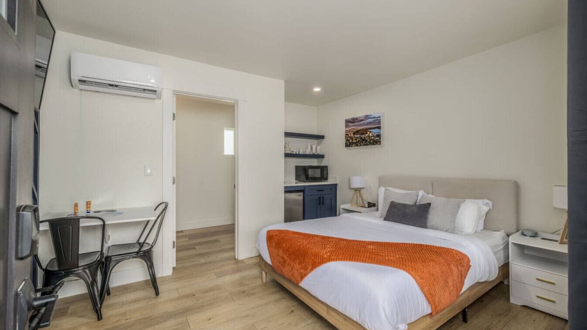 Coeur d'Alene Apartment | The Flats - Suite 9 - Queen Bed - Downtown CDA!