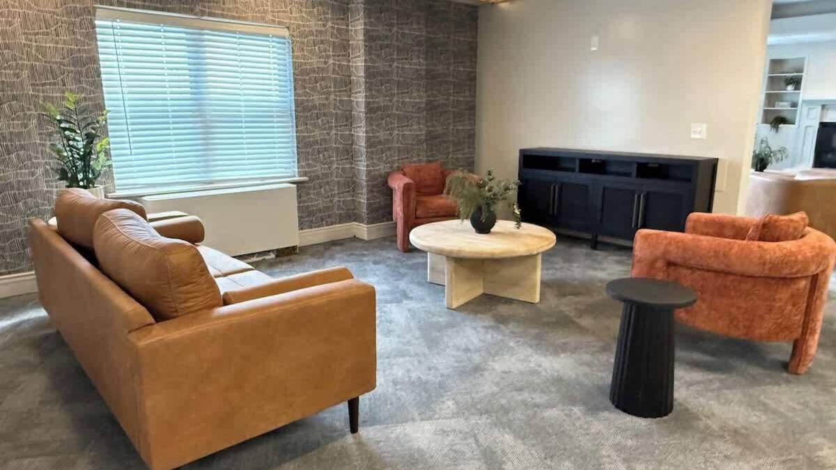 North Central Omaha Apartment | The Florence Summary: