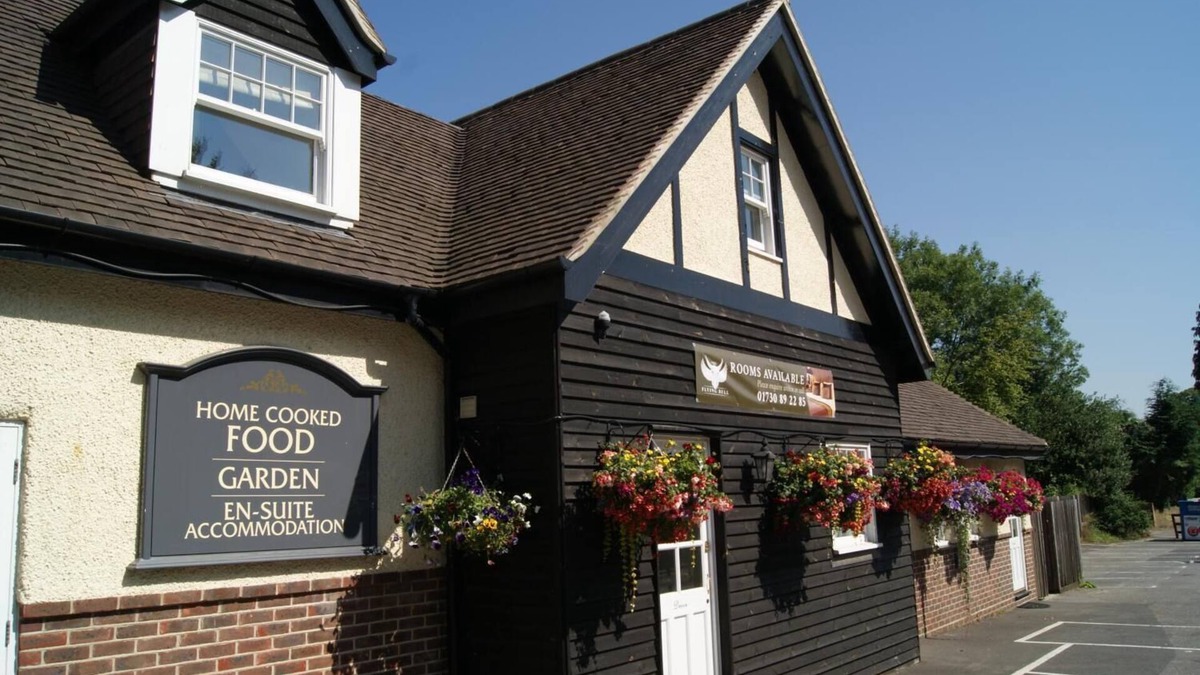 Rake Hotel | The Flying Bull Inn