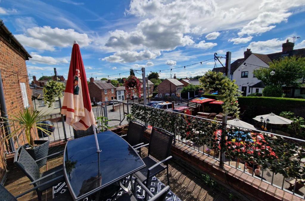 Tarporley Bed & Breakfast | The Foresters Arms