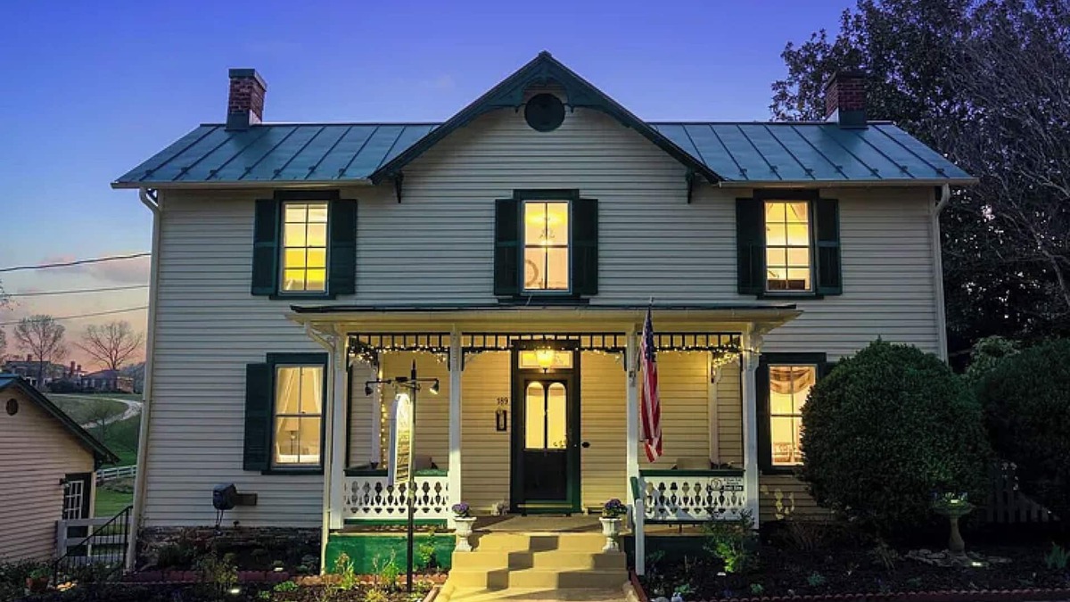 Washington Hotel | The Foster Harris House