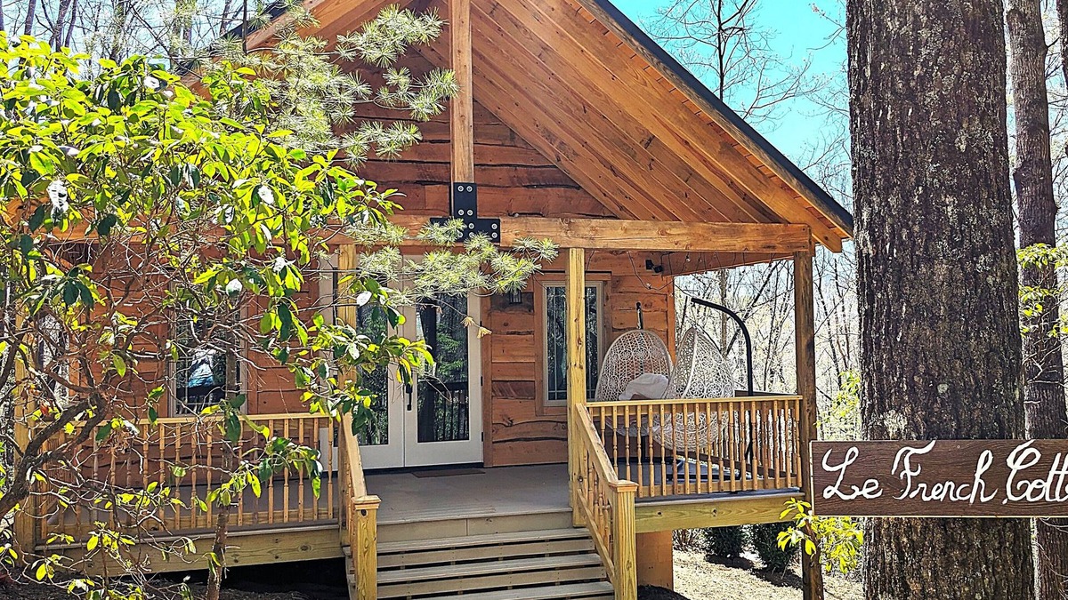 Brevard Cottage | The French Cottage for a Romantic Getaway