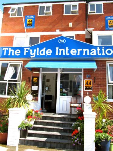 Blackpool Town Center House | The Fylde International Guest House