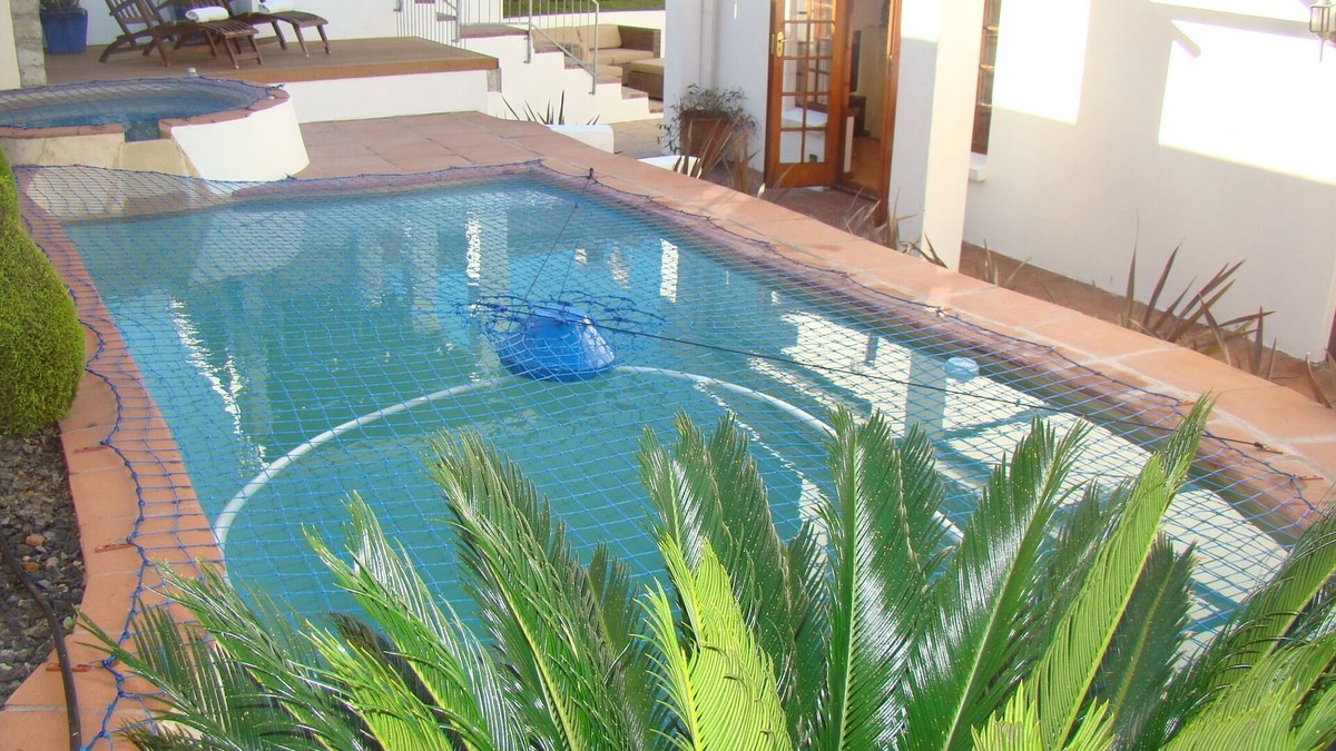 Hout Bay Villa | The Gables Hout Bay , central & safe in Hout Bay with pool , sleeps 6 to 11