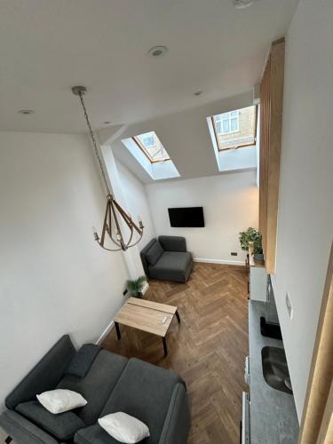 Ravensbury House | The garden house - the tiny house experience