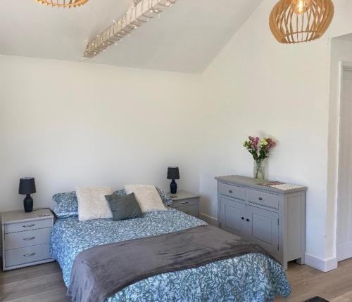 Henley Apartment | The Garden Room