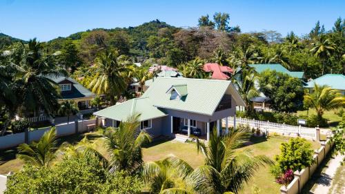 La Digue House | The Garden Villas - La Digue