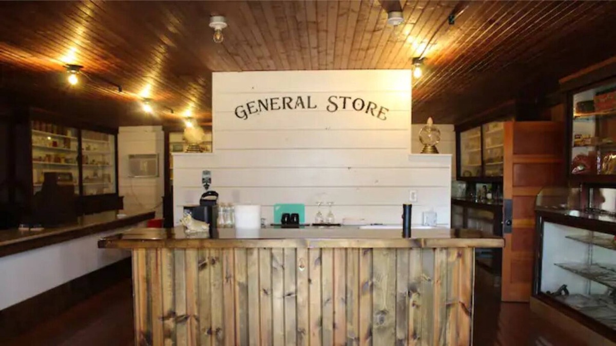 Morgan Mill House | The General Store-@Rooms at The Oak Dale