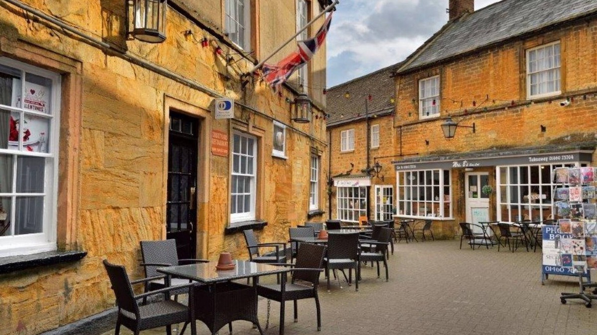 Crewkerne Hotel | The George Hotel, Crewkerne