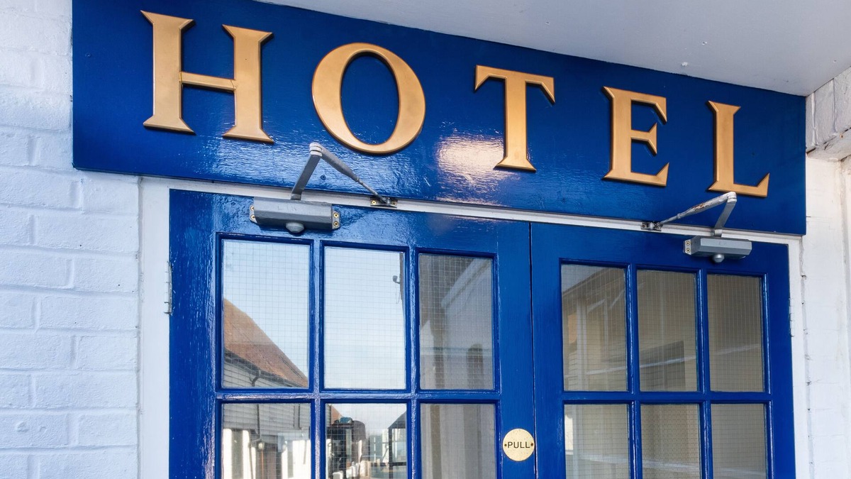 Battle Hotel | The George Hotel