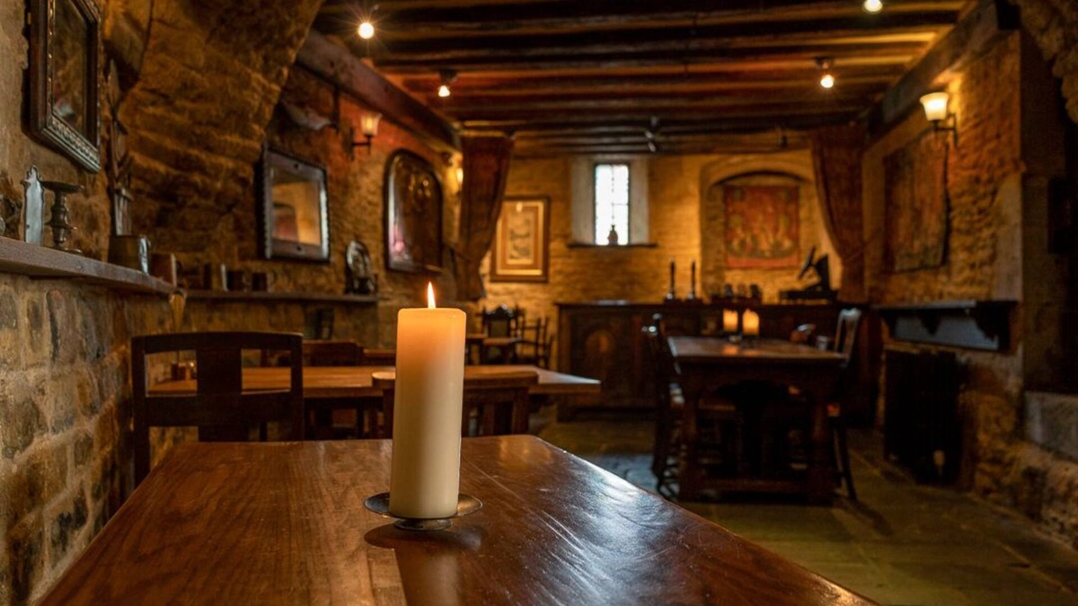 Norton St. Philip Hotel | The George Inn and The Plaine