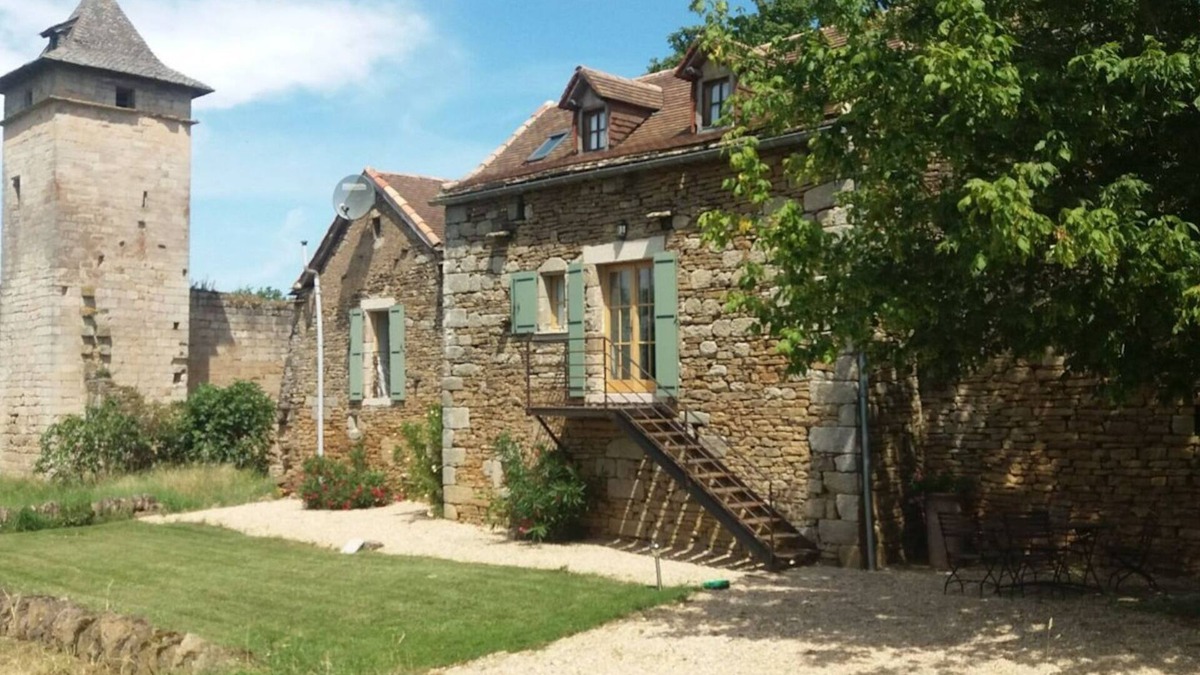 Ginals House | The gite of the Chateau de Pervinquieres