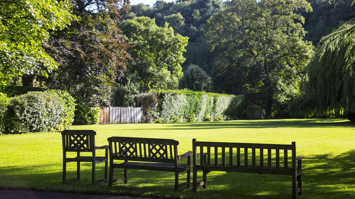 Usk Hotel | The Glen Yr Afon House Hotel