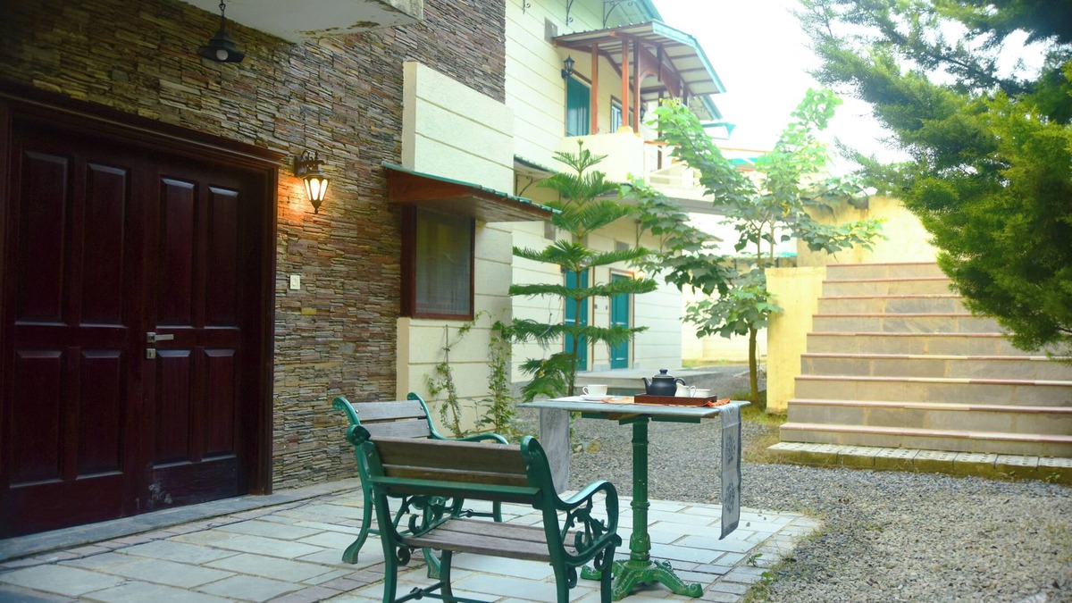 Kaul Resort | The GlenBrook Estate