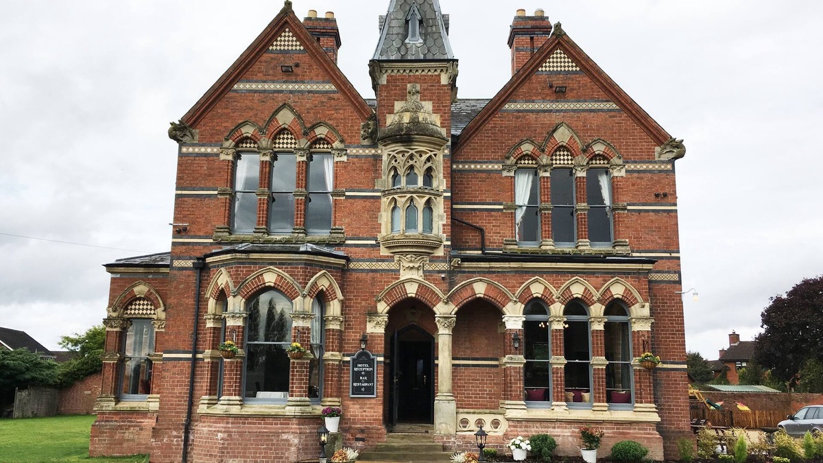 Bartestree Hotel | The Godwins