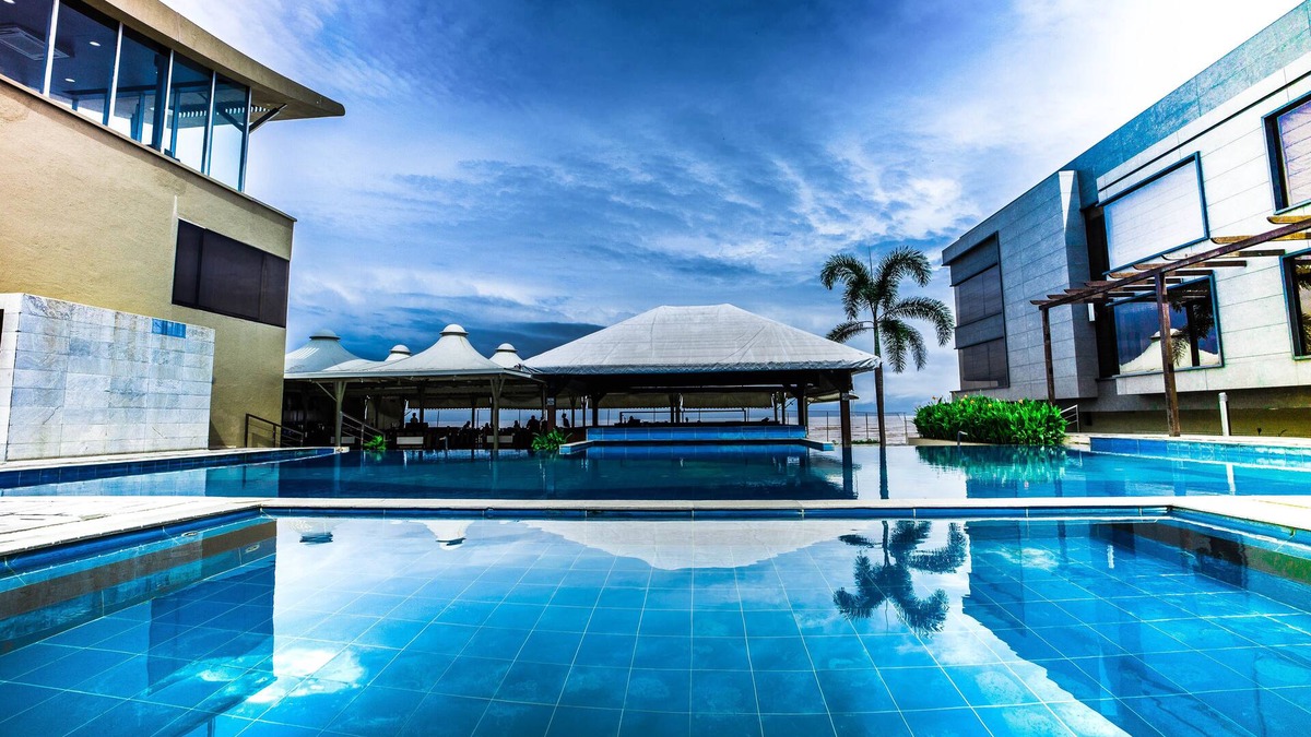 Daman Hotel | The Gold Beach Resort
