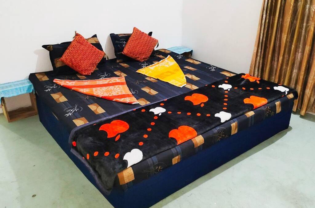 Sualkuchi House | The Golden Arc Cottage - One King Bed Non-AC Bed Room with private kitchen - kitchen uses 200 per night