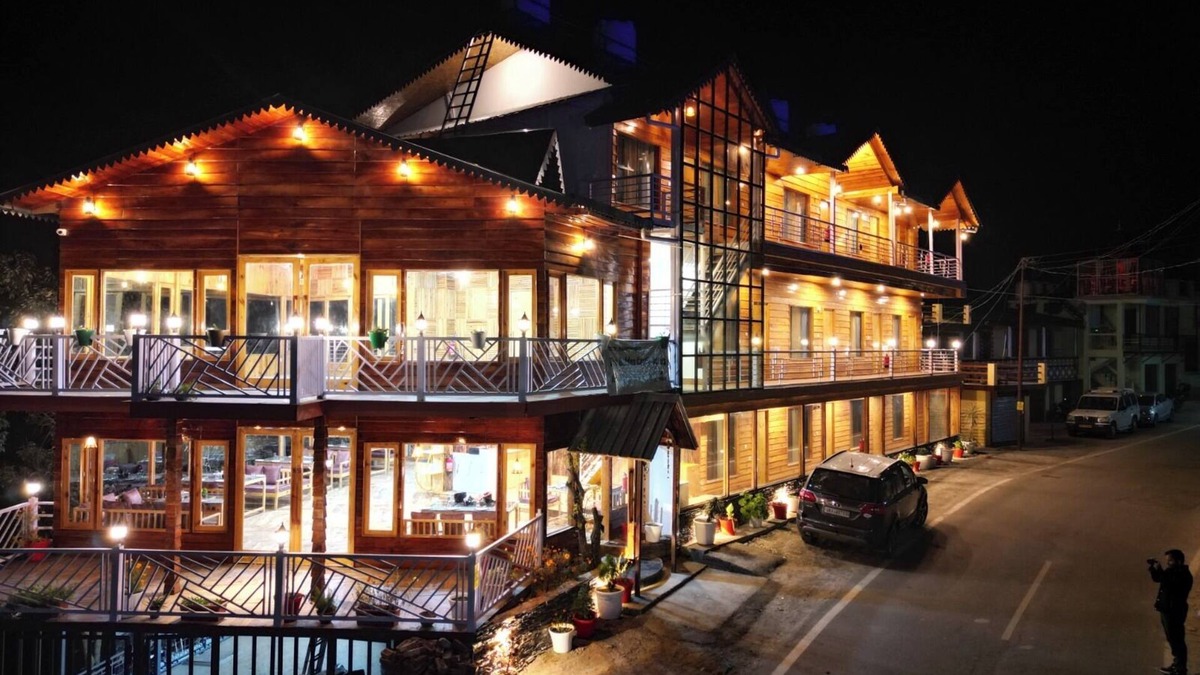 Mukteshwar Hotel | The Golden Castle Hotels