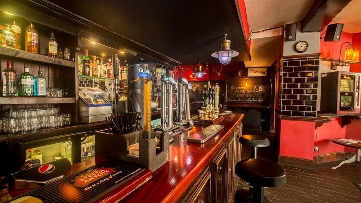 Chester Hotel | The Golden Eagle