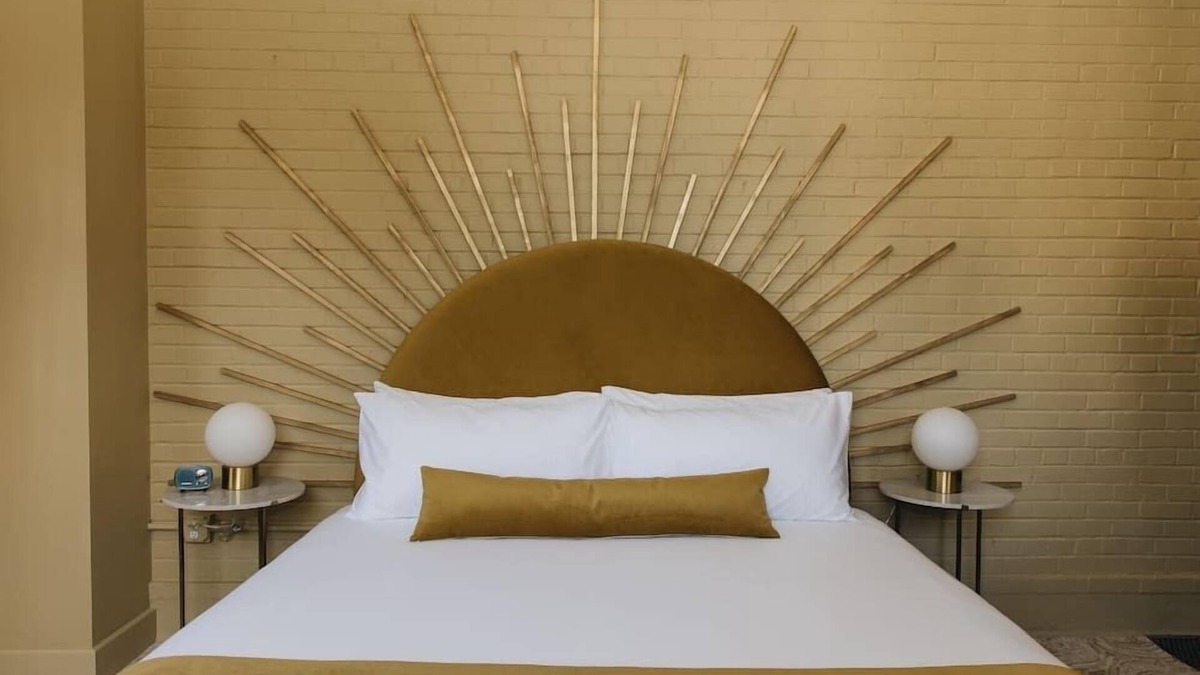 Tyler Park Hotel | The Golden Hour Suite 201 at The Bellwether Hotel