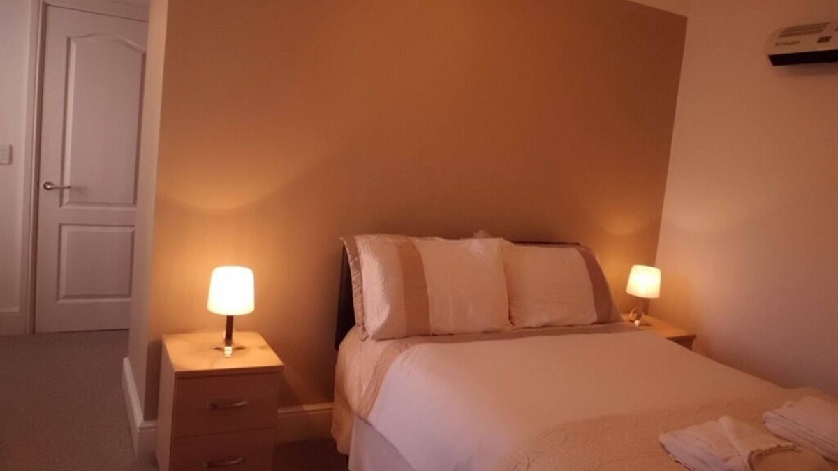 Maryport Bed & Breakfast | The Golden Lion Hotel