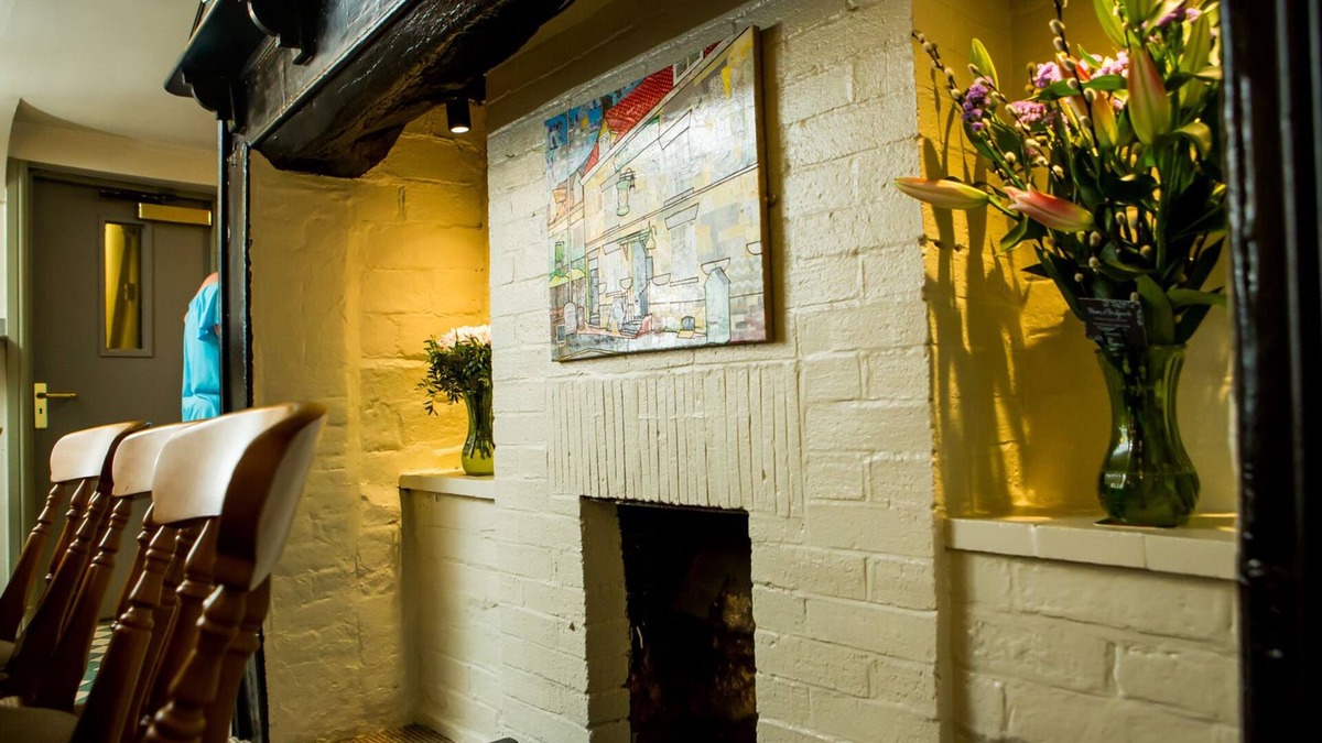 Bridgnorth Bed & Breakfast | The Golden Lion Inn