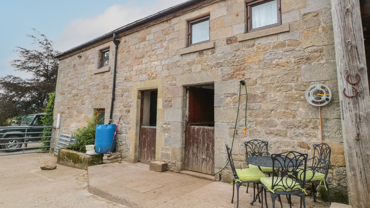 Rothbury Cottage | THE GRANARY, pet friendly, character holiday cottage in Rothbury