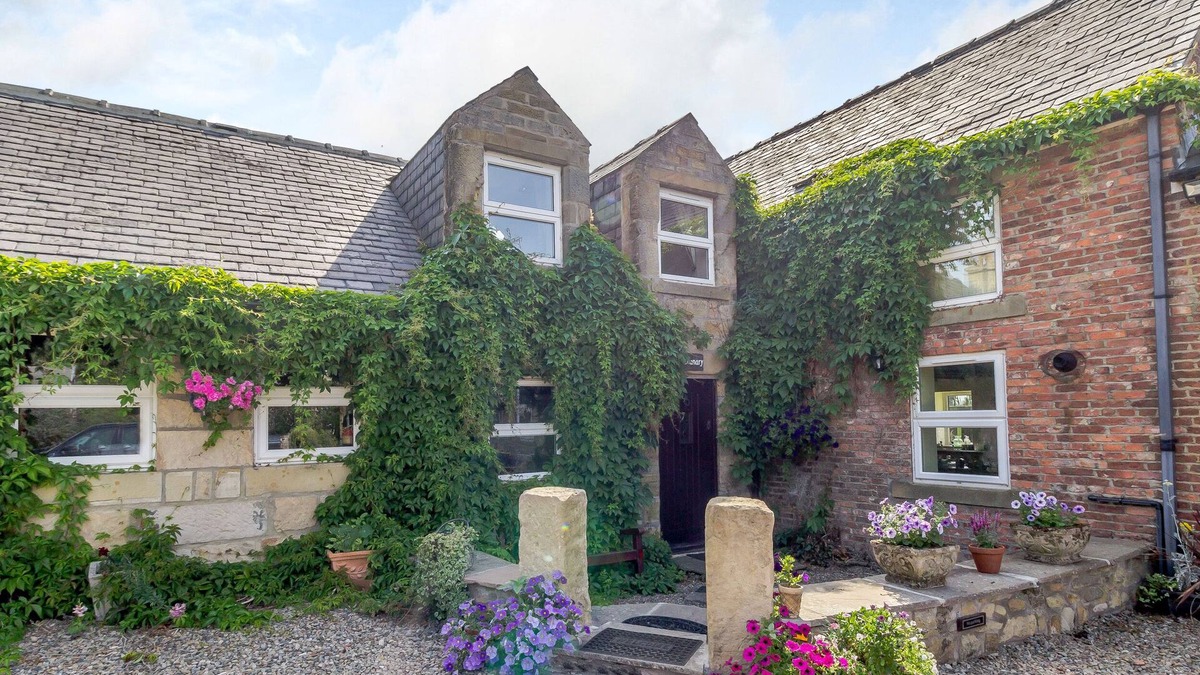 Longhirst Cottage | THE GRANARY, pet friendly, character holiday cottage in Morpeth