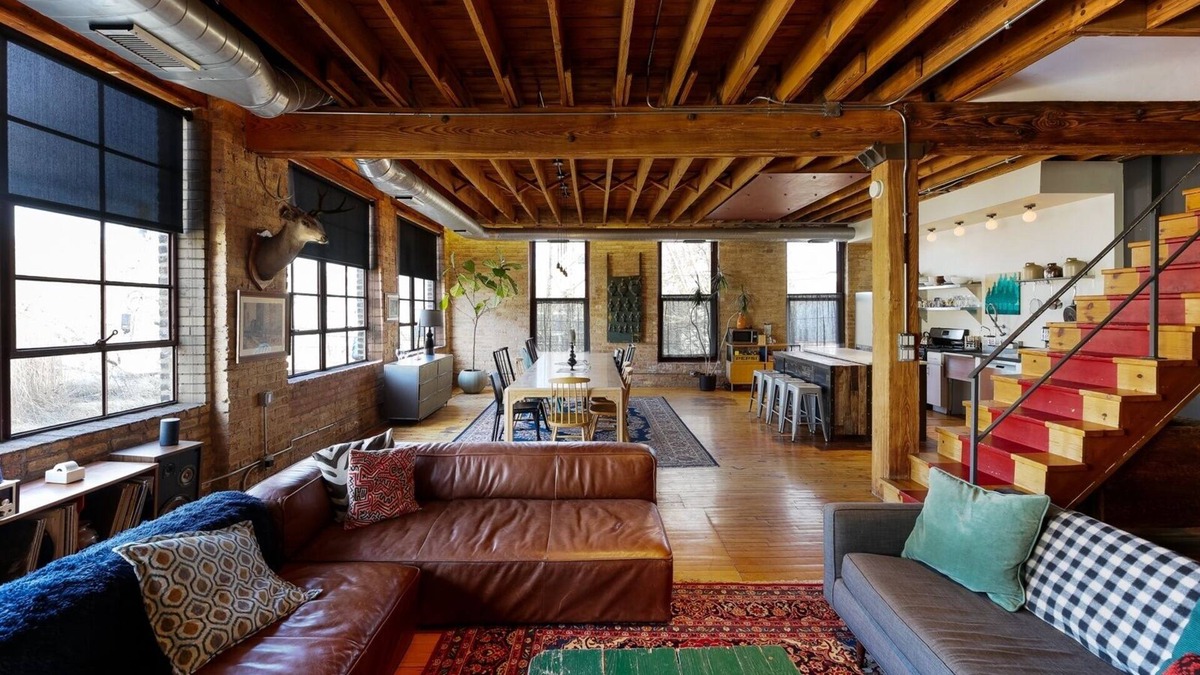Logan Square Condo | The Grand Kimball Lodge, Logan Square, Sleeps 14 by RedAwning