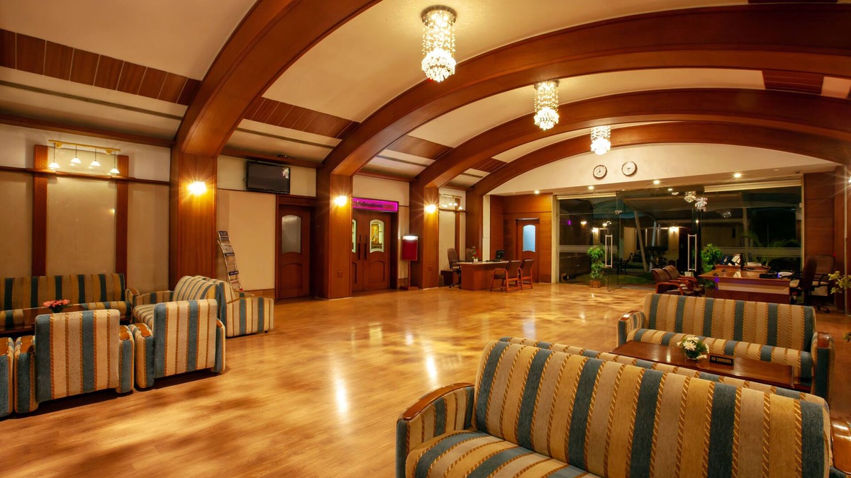 Coimbatore Hotel | The Grand Regent
