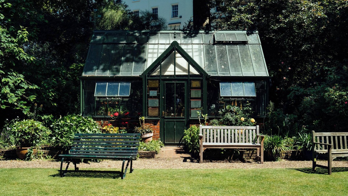 Warwick House | The Grand Victorian
