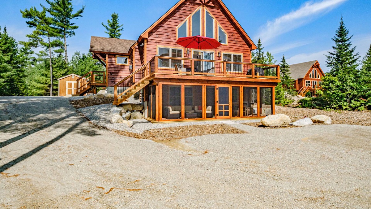 Bethel Ski Chalet | The Granite Chalet - Newly constructed Chalet close to downtown Bethel, short drive to Sunday River