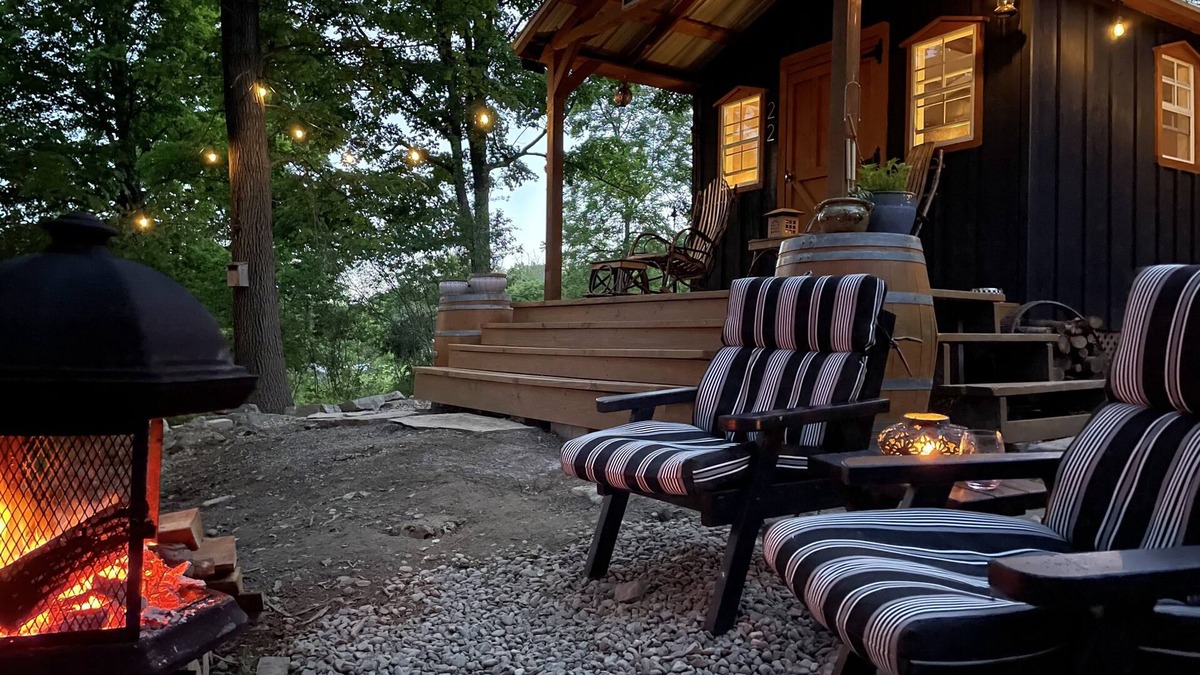 Hammondsport Cabin | THE GRAPE ESCAPE - OFF GRID CABIN - Wine Trail & Lake View - Pet Friendly!n