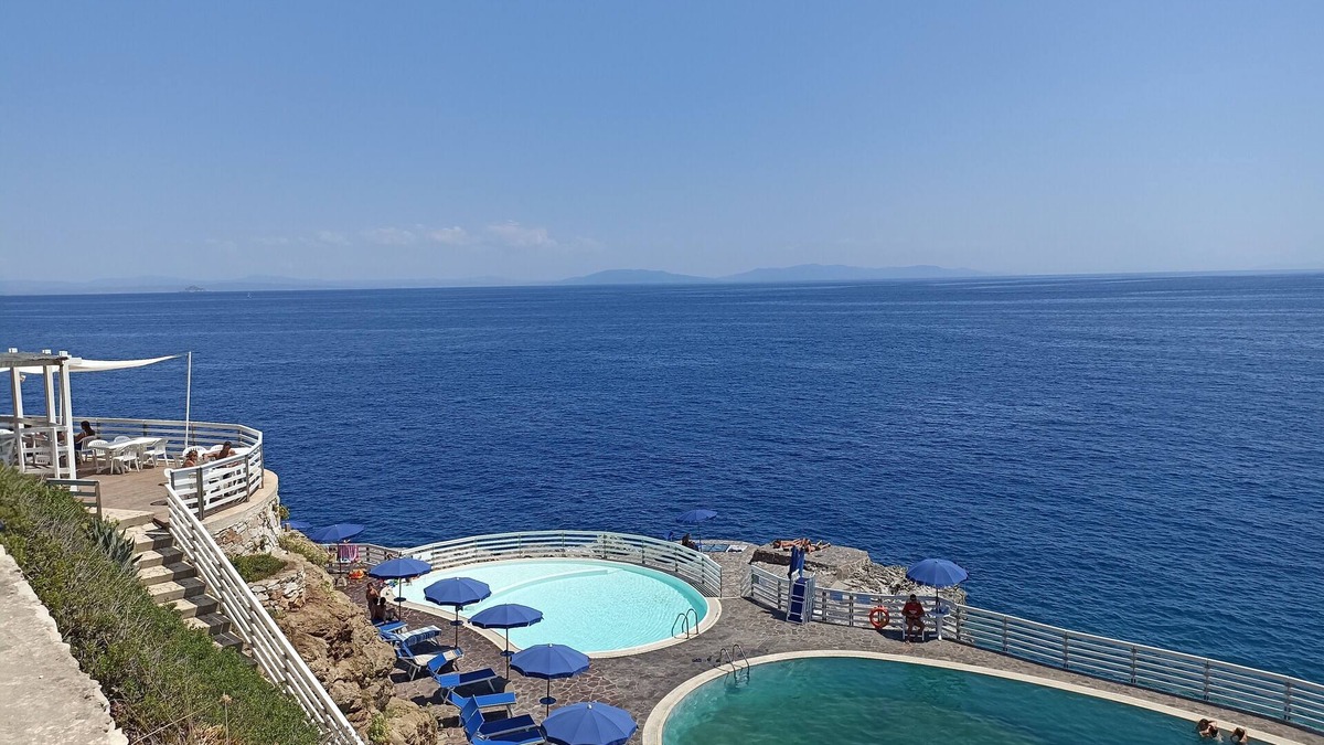 Capo D'arco Apartment | "The Great Terrace" with Sea View, Elba Island Exclusive Resort, Swimming Pools