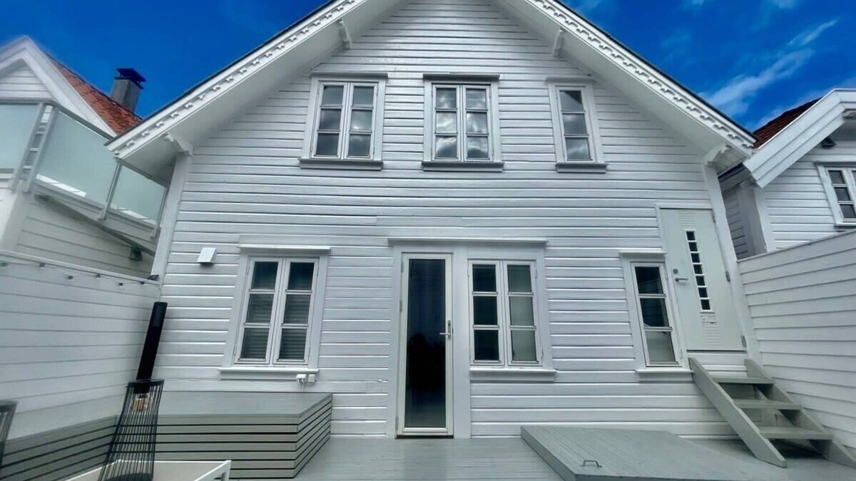 Stavanger Apartment | The Green Door H2 Sum