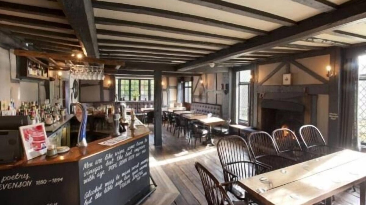 Woolhope Hotel | The Green Man